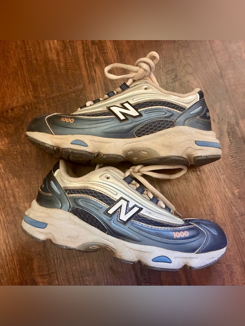 New Balance 1000